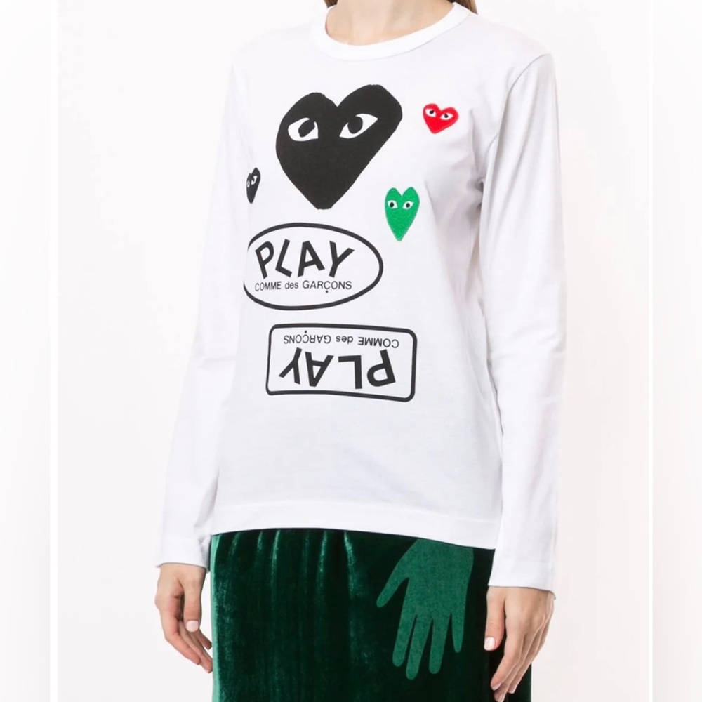 Comme Des Garçons Play ♥️🖤💚.